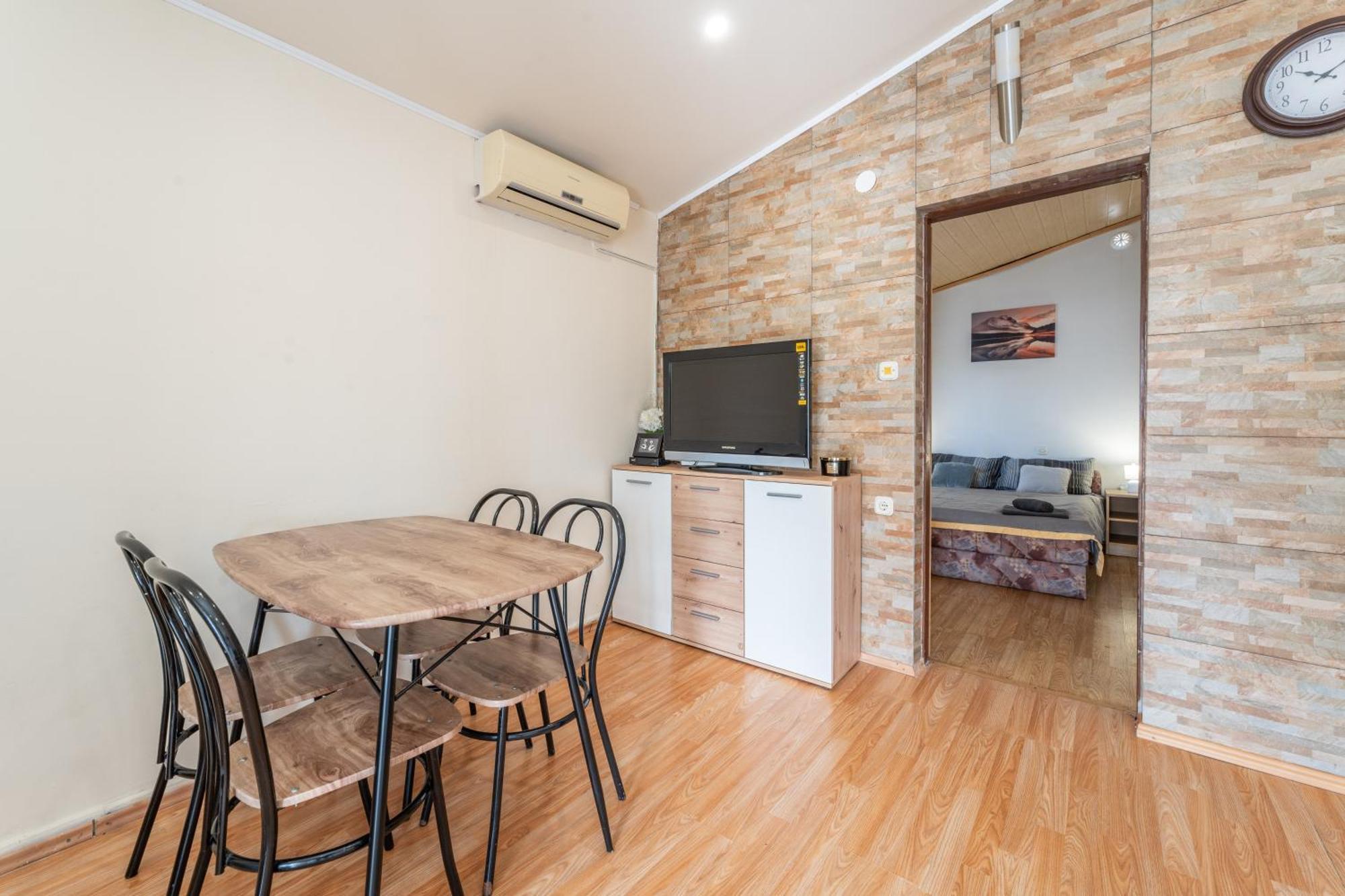 Apartmani Prpic Вир Екстер'єр фото